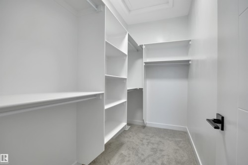 5001 51 Avenue, Calmar, AB - Indoor With Storage