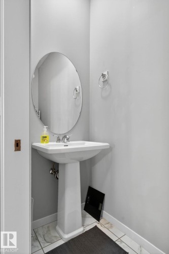 2171 51 Street, Edmonton, AB - Indoor Photo Showing Bathroom