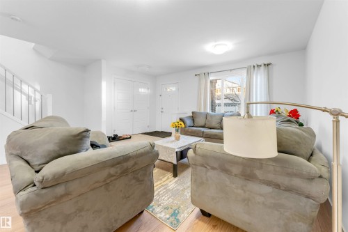 1536 21 Street, Edmonton, AB - Indoor Photo Showing Other Room