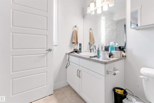 1536 21 Street, Edmonton, AB - Indoor Photo Showing Bathroom