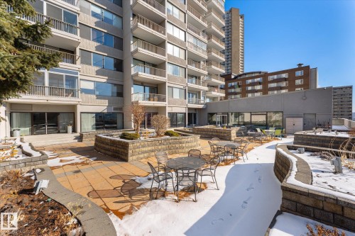 1002 9923 103 Street, Edmonton, AB - Outdoor