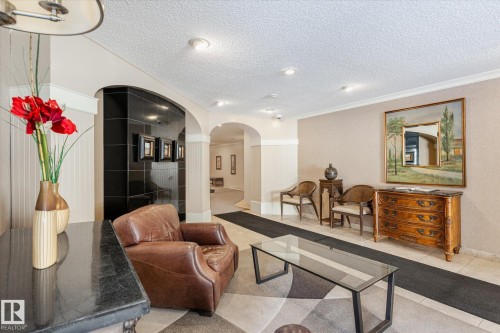 1002 9923 103 Street, Edmonton, AB - Indoor