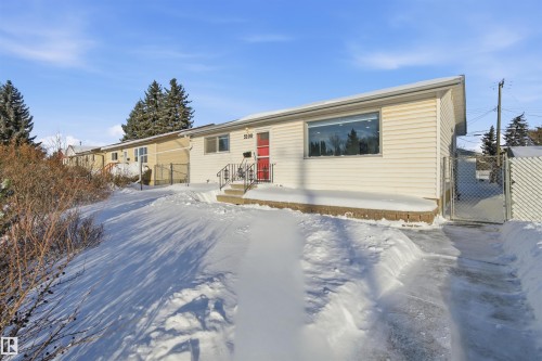 5208 90 Avenue, Edmonton, AB - Outdoor