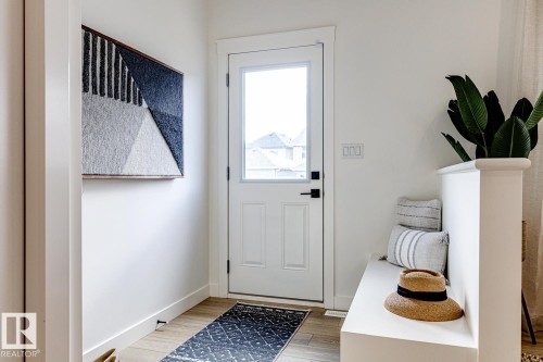 301 Juniper Cove, Leduc, AB - Indoor Photo Showing Other Room