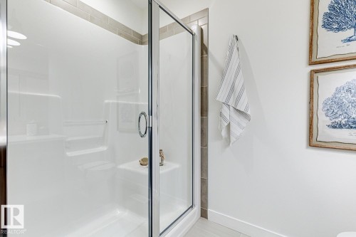 301 Juniper Cove, Leduc, AB - Indoor Photo Showing Bathroom