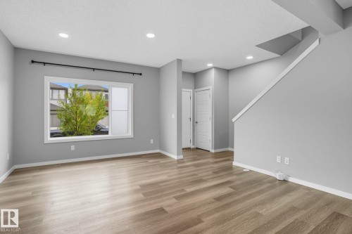 2007 160 Street, Edmonton, AB - Indoor Photo Showing Other Room