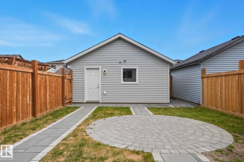 2007 160 Street, Edmonton, AB - Outdoor