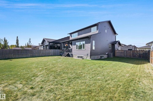 9 Viceroy Crescent, Olds, AB - Outdoor