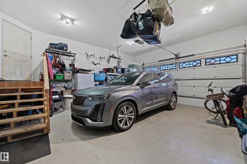 9 Viceroy Crescent, Olds, AB - Indoor Photo Showing Garage