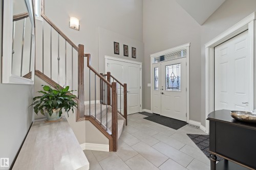 9 Viceroy Crescent, Olds, AB - Indoor Photo Showing Other Room