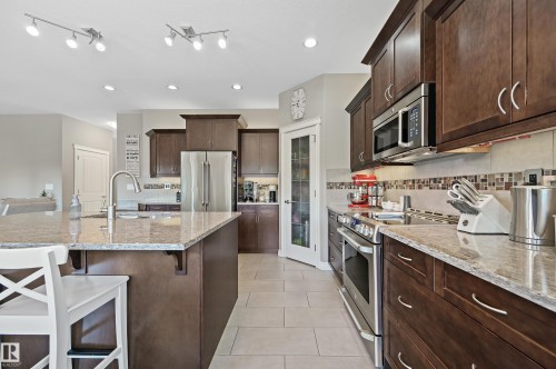 9 Viceroy Crescent, Olds, AB - Indoor Photo Showing Kitchen With Upgraded Kitchen