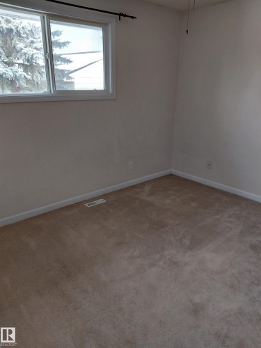 7721 37 Avenue, Edmonton, AB - Indoor Photo Showing Other Room