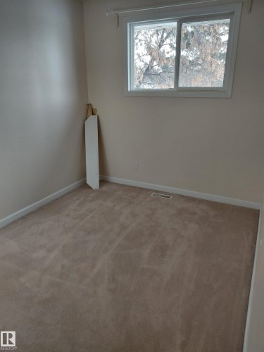7721 37 Avenue, Edmonton, AB - Indoor Photo Showing Other Room