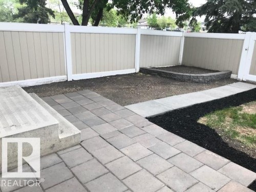 7721 37 Avenue, Edmonton, AB - Outdoor