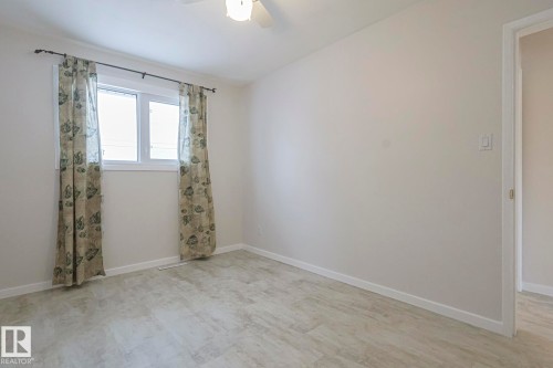 13419 102 Street, Edmonton, AB - Indoor Photo Showing Other Room