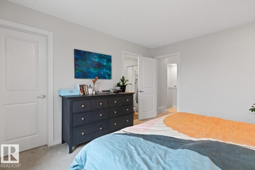 2147 Maple Road, Edmonton, AB - Indoor Photo Showing Bedroom