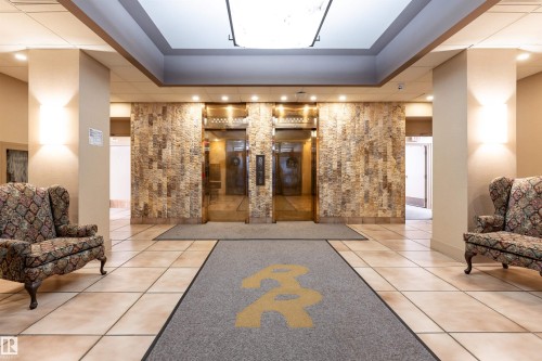 702 8340 Jasper Avenue, Edmonton, AB - Indoor Photo Showing Other Room