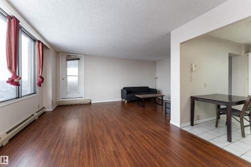 702 8340 Jasper Avenue, Edmonton, AB - Indoor Photo Showing Other Room