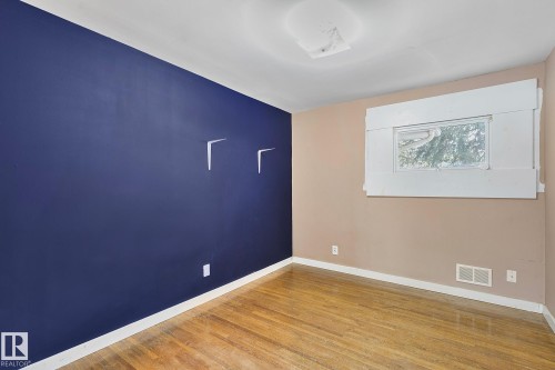 13915 102 Avenue, Edmonton, AB - Indoor Photo Showing Other Room