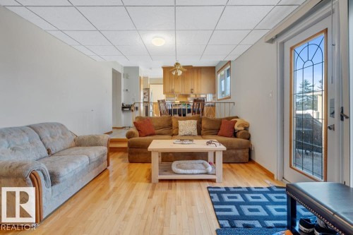 5004 144 Street, Edmonton, AB - Indoor Photo Showing Living Room