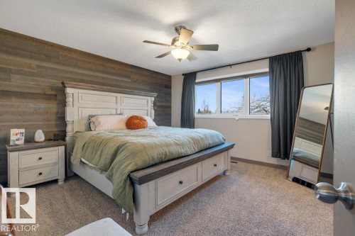 5004 144 Street, Edmonton, AB - Indoor Photo Showing Bedroom