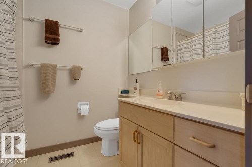 5004 144 Street, Edmonton, AB - Indoor Photo Showing Bathroom