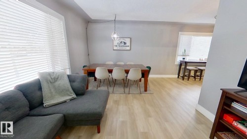 12903 119A Avenue, Edmonton, AB - Indoor Photo Showing Living Room