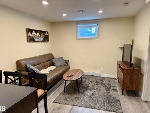 12903 119A Avenue, Edmonton, AB - Indoor Photo Showing Other Room