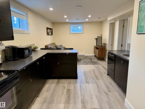 12903 119A Avenue, Edmonton, AB - Indoor