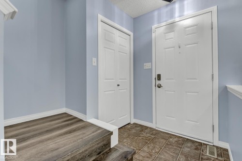 2326 29A Avenue, Edmonton, AB - Indoor Photo Showing Other Room