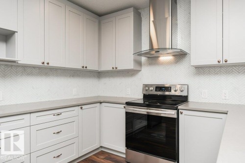306 1316 Windermere Way, Edmonton, AB - Indoor Photo Showing Kitchen