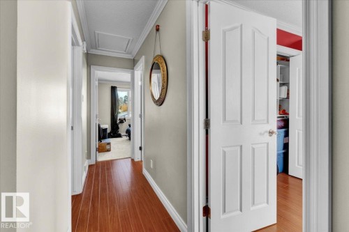 48 Amberly Court, Edmonton, AB - Indoor Photo Showing Other Room