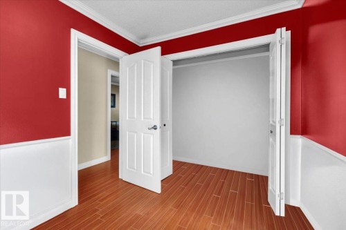 48 Amberly Court, Edmonton, AB - Indoor Photo Showing Other Room