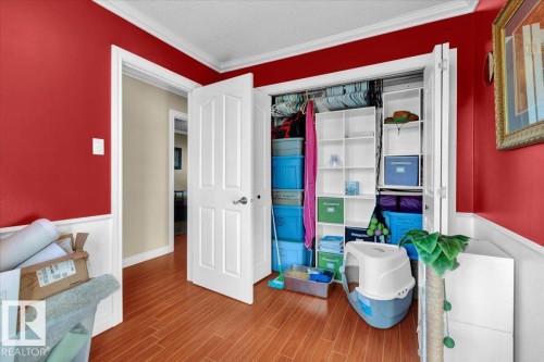 48 Amberly Court, Edmonton, AB - Indoor Photo Showing Other Room