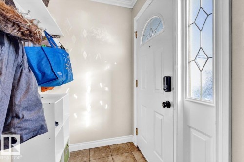 48 Amberly Court, Edmonton, AB - Indoor