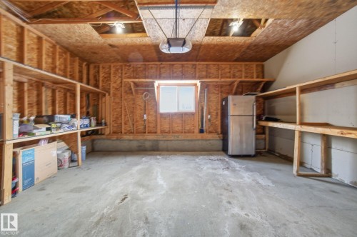 3014 31 Avenue, Edmonton, AB - Indoor Photo Showing Garage