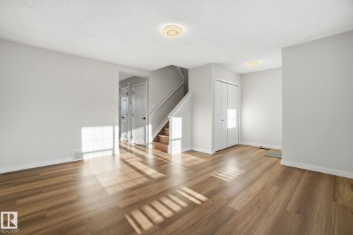 3014 31 Avenue, Edmonton, AB - Indoor