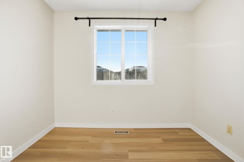 3014 31 Avenue, Edmonton, AB - Indoor Photo Showing Other Room
