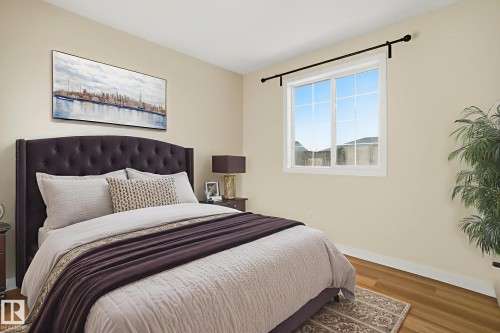 3014 31 Avenue, Edmonton, AB - Indoor Photo Showing Bedroom