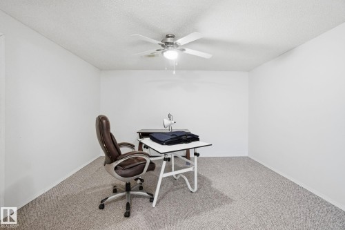 3014 31 Avenue, Edmonton, AB - Indoor Photo Showing Office