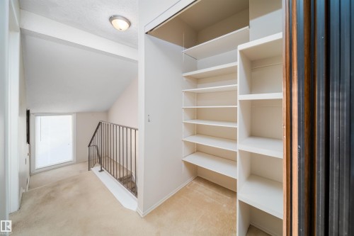 18246 91 Avenue, Edmonton, AB - Indoor