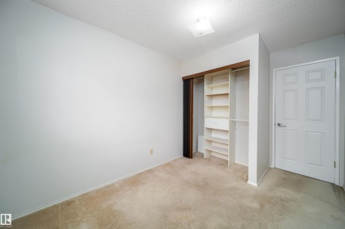 18246 91 Avenue, Edmonton, AB - Indoor Photo Showing Other Room