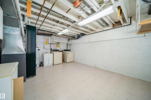 18246 91 Avenue, Edmonton, AB - Indoor