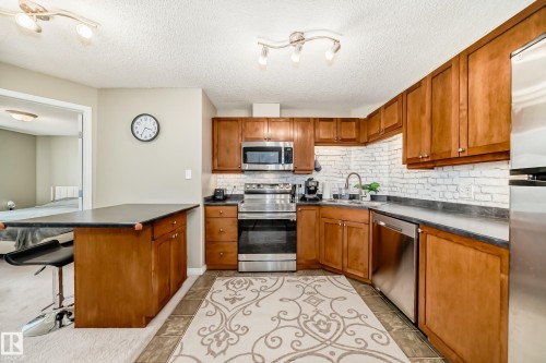 1309 7339 South Terwillegar Dr, Edmonton, AB - Indoor Photo Showing Kitchen