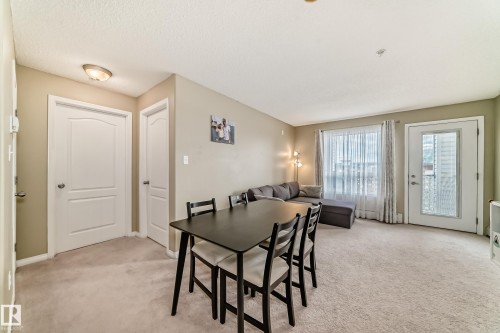 1309 7339 South Terwillegar Dr, Edmonton, AB - Indoor Photo Showing Dining Room