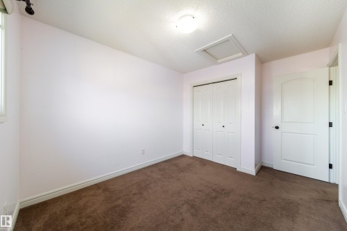 162 Desrochers Gate, Edmonton, AB - Indoor Photo Showing Other Room