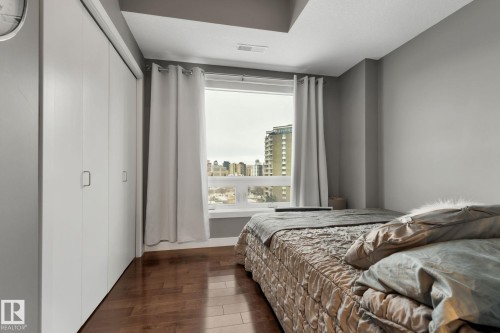 901 10055 118 Street, Edmonton, AB - Indoor Photo Showing Bedroom