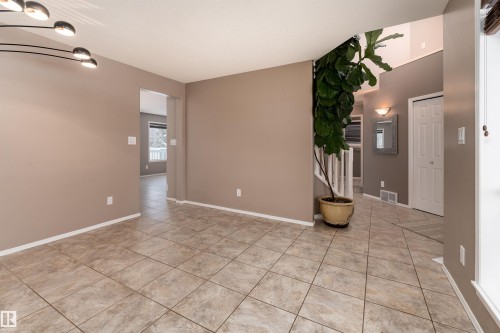 67 Dechene Road, Edmonton, AB - Indoor Photo Showing Other Room