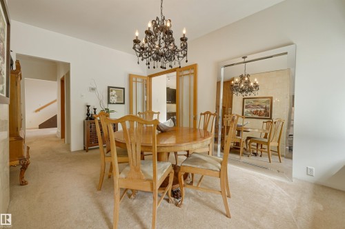14232 Ravine Drive, Edmonton, AB - Indoor Photo Showing Dining Room