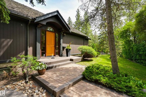 14232 Ravine Drive, Edmonton, AB - Outdoor